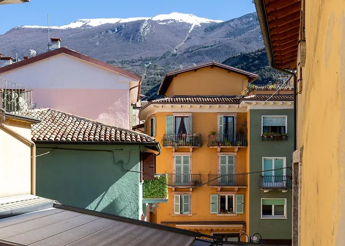 Jam Апартаменты *